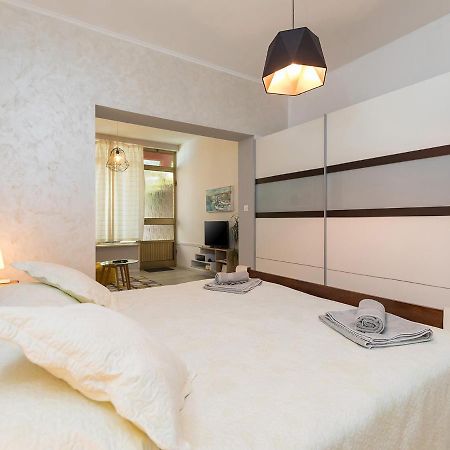 Design Apartment Novigrad Istria Exteriör bild