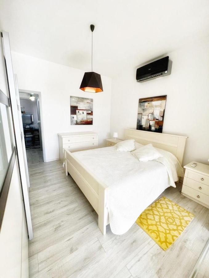 Design Apartment Novigrad Istria Exteriör bild